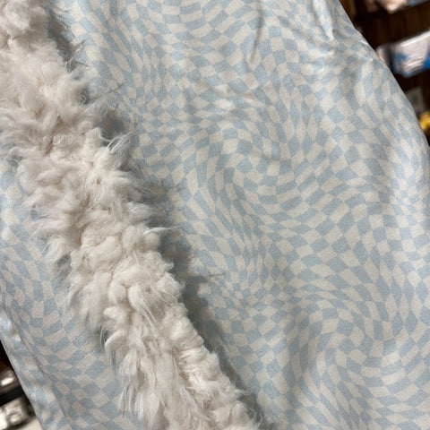 Faux Fur Blanket - Blue Flowy Checkers